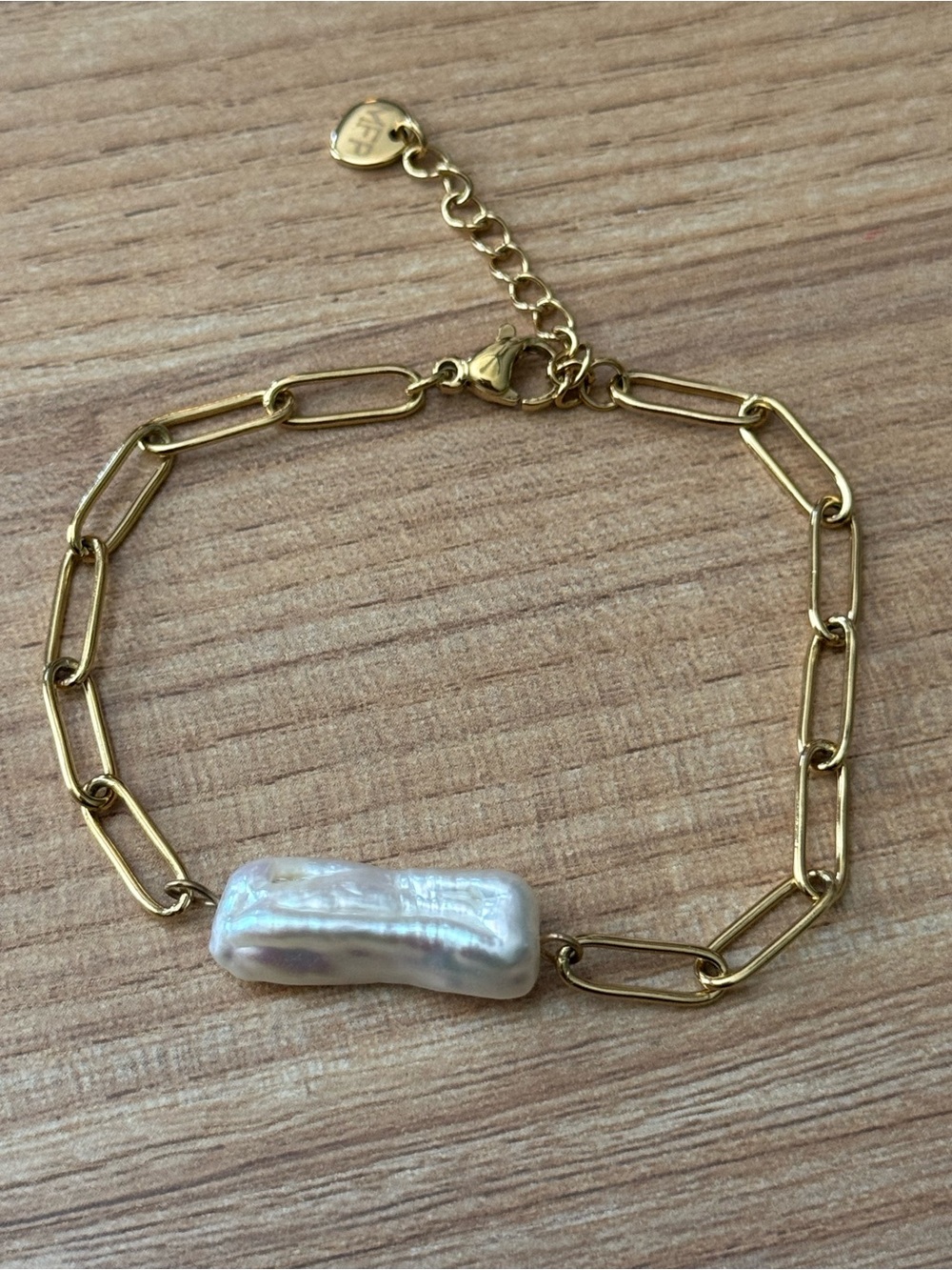 New Medina fine pearls Gold Link Bracelet with Baroque White Pearl